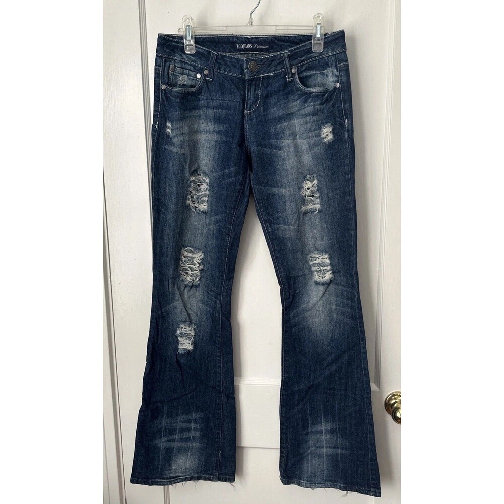 Vintage Zco Jeans Flare Y2K Womens 7 Distressed